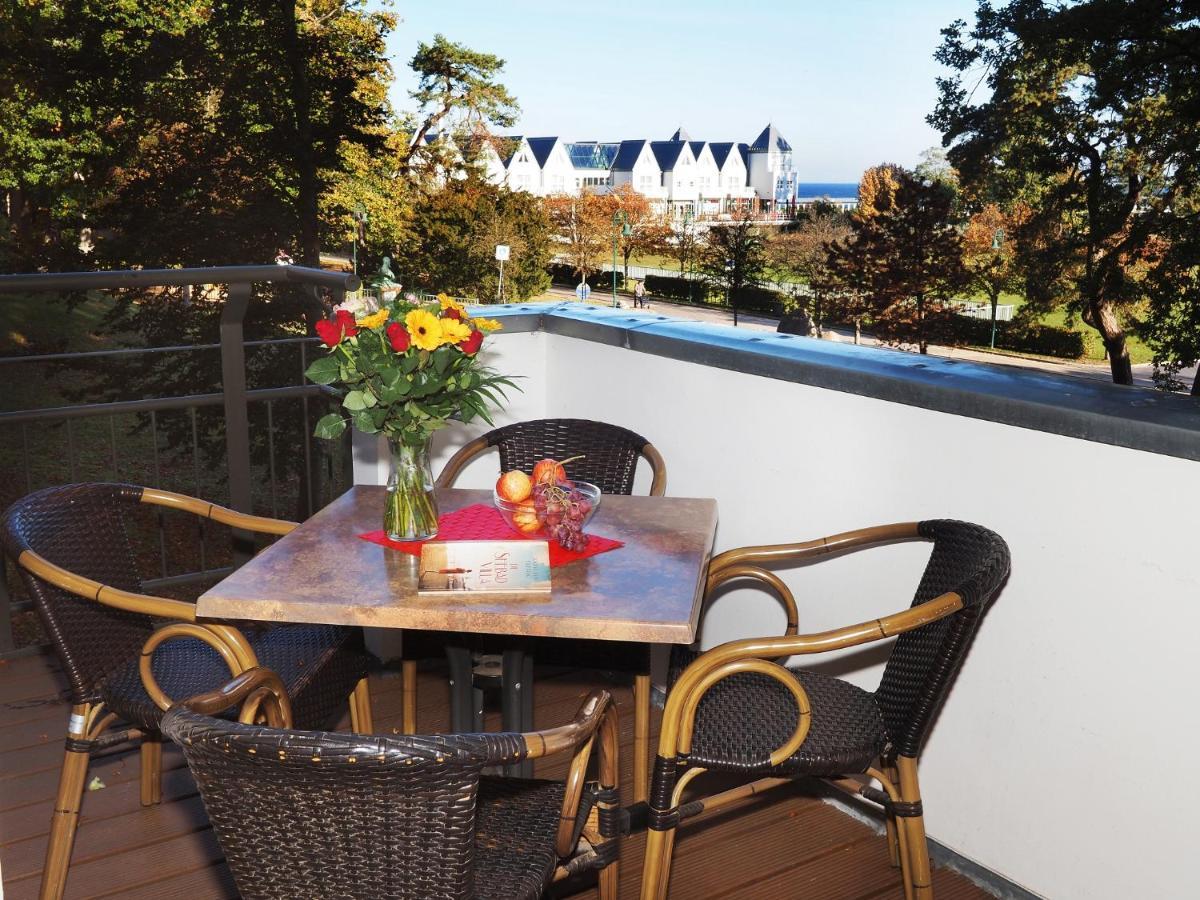 Kaiservillen Heringsdorf - Ferienwohnung Mit 2 Schlafzimmern Und Balkon D202 Eksteriør billede